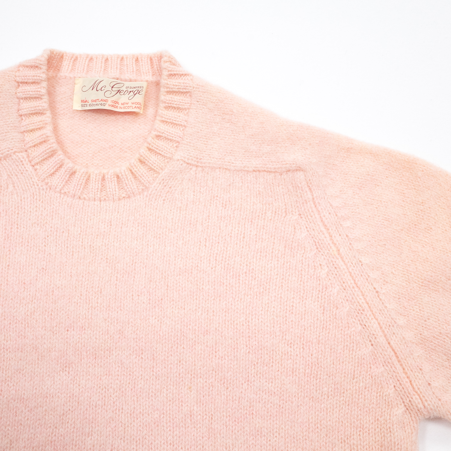 マックジョージ・シェットランドクルーネックセーター・チェリーシャーベット